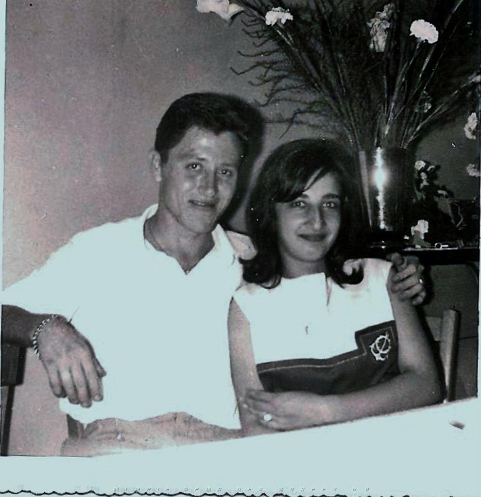 1963 PAULE ET LUCIEN FIANCAILLES A AIX.jpg - Aix